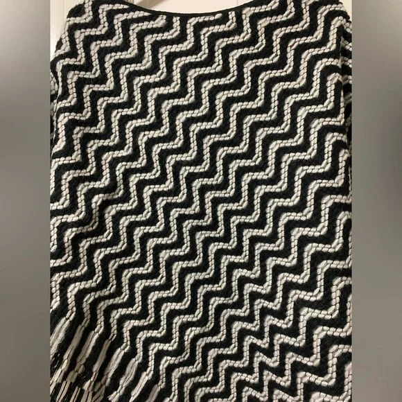NWT Missoni new in bag zig zag black white poncho mohair acrylic one size - Picture 8 of 9